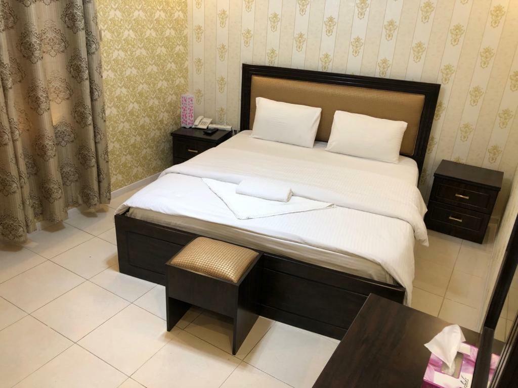 Tvs Hotel Дубай Экстерьер фото